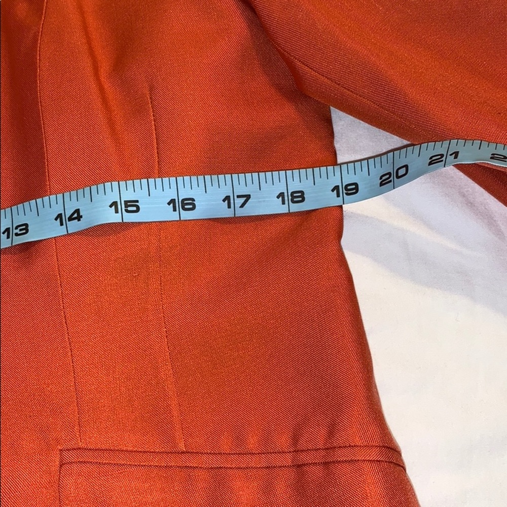 Clothes - Picture 8 of 10